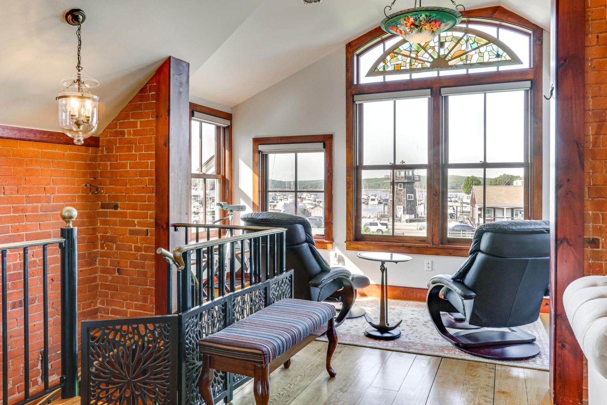Downtown Essex Apartment - Steps To River! Экстерьер фото